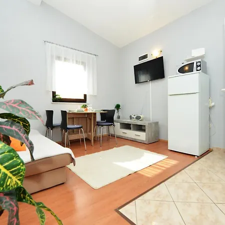 Apartment Lavender Vir