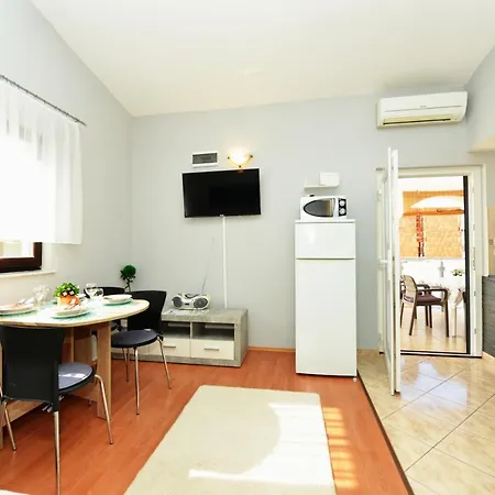 Apartment Lavender Vir
